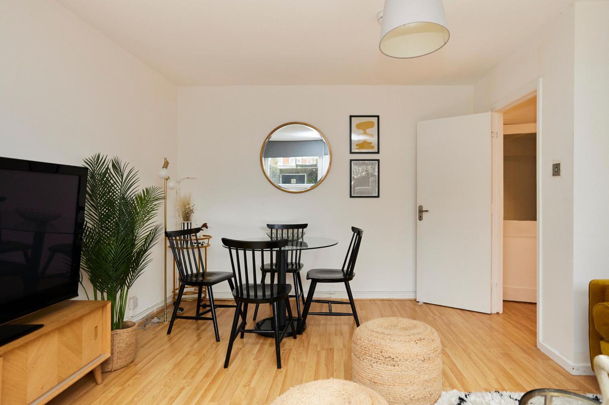 The Kennington Park Crib - Lovely 2Bdr Flat With Garden 伦敦 外观 照片